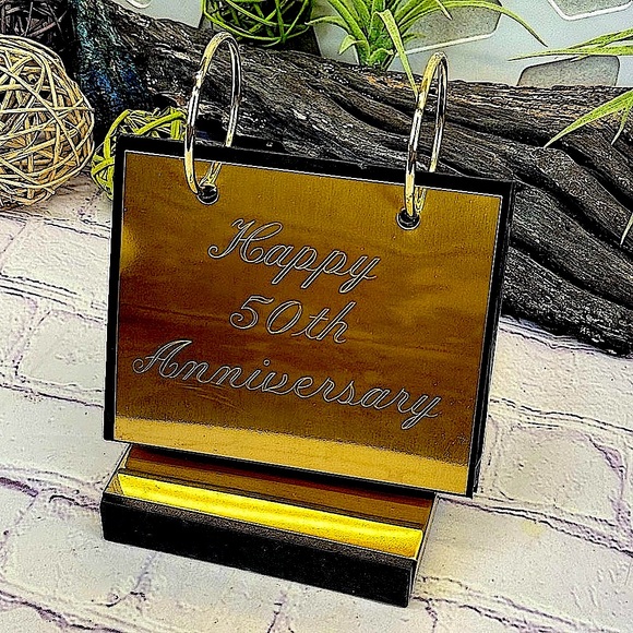 Vintage ‘HAPPY 50th ANNIVERSARY’ Golden Brass-Plated Photo Album Memoir Gift - Picture 1 of 13